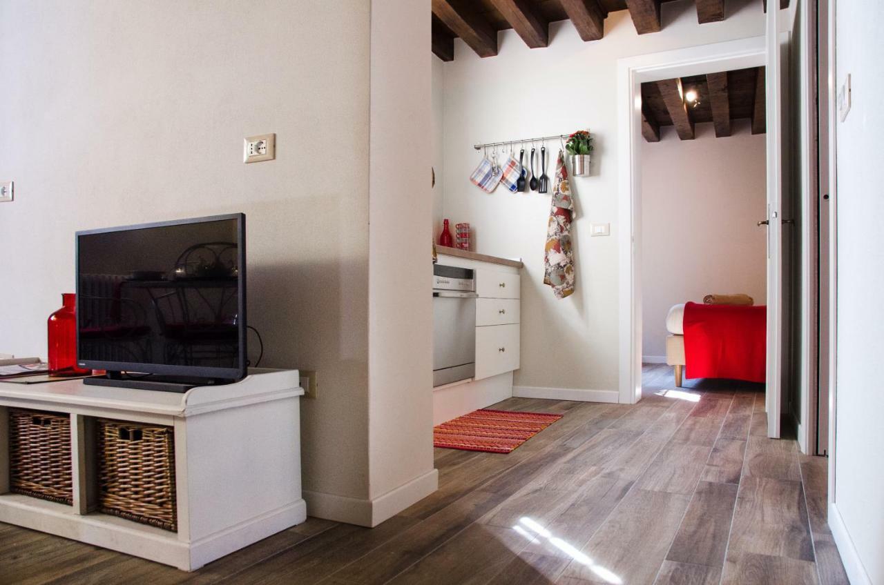 Rosso Apartamento